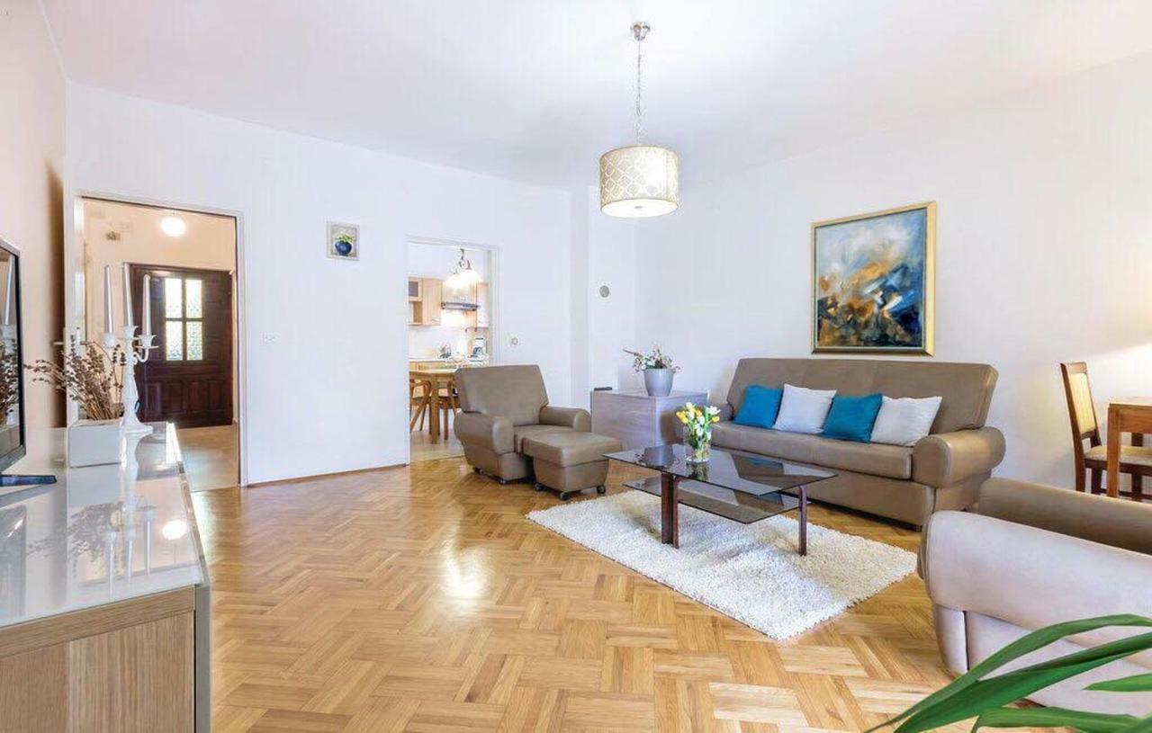 Ferienwohnung Apartman Eta Pula Exterior foto